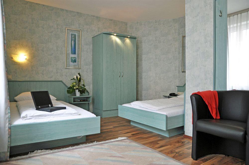 Hotel Astoria Φραγκφούρτη Εξωτερικό φωτογραφία
