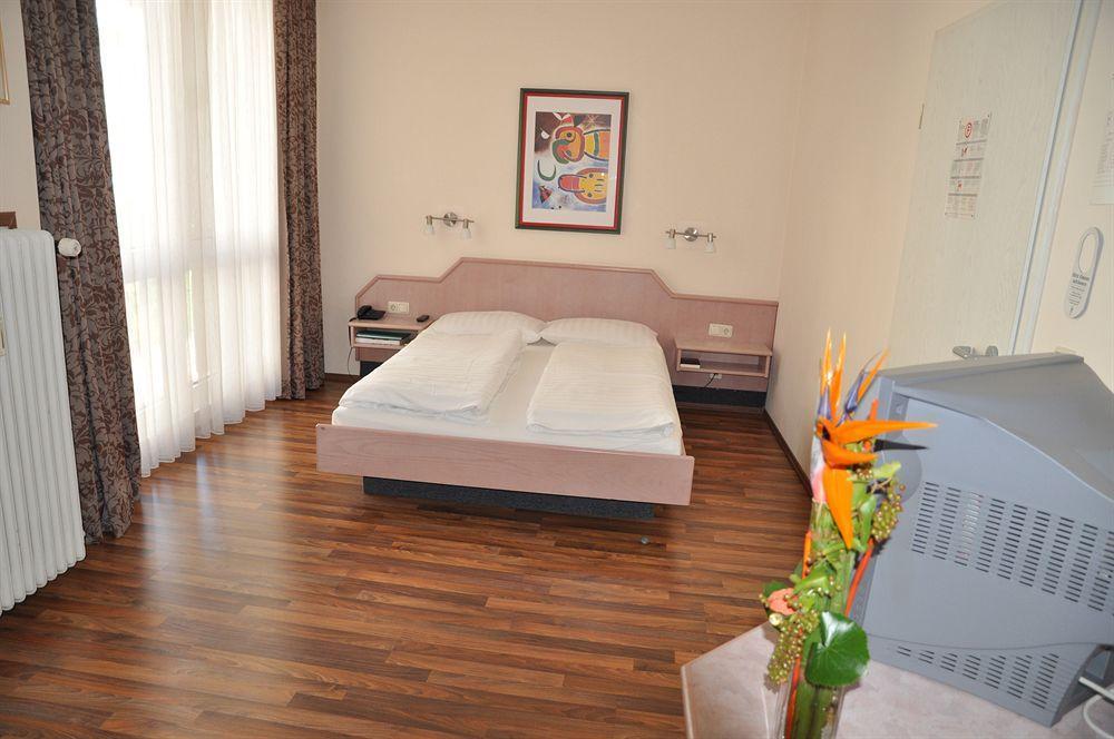 Hotel Astoria Φραγκφούρτη Εξωτερικό φωτογραφία