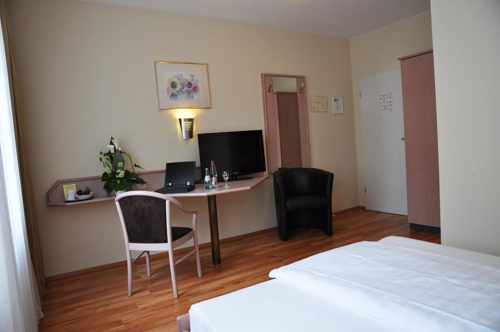 Hotel Astoria Φραγκφούρτη Εξωτερικό φωτογραφία
